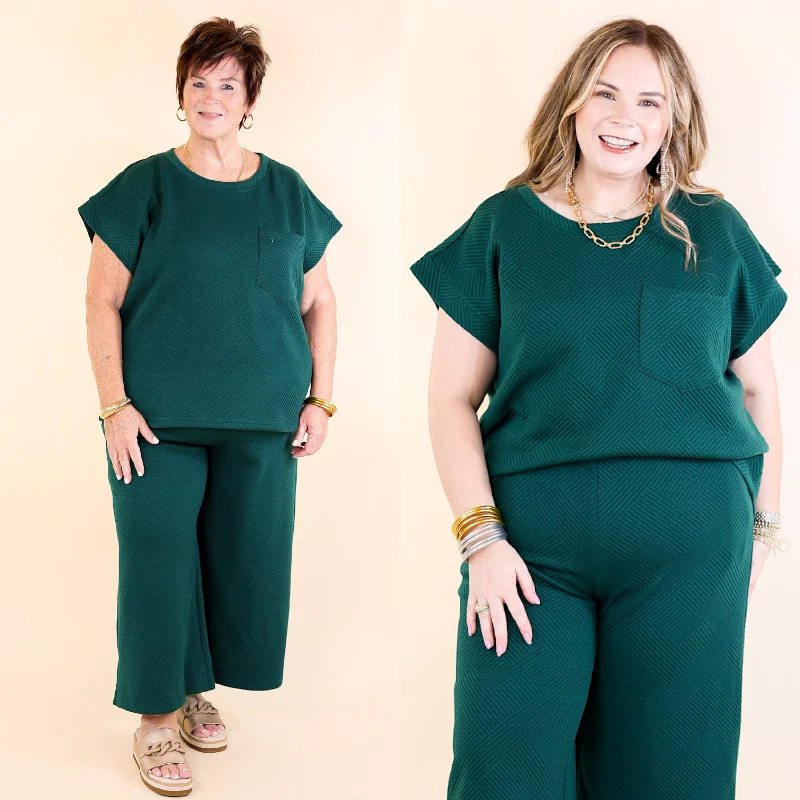 Glamour on the Go Textured Top with Pocket in Forest Green