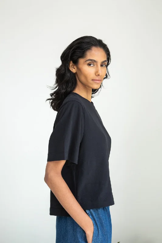 Bay Organic Cotton Top in Black